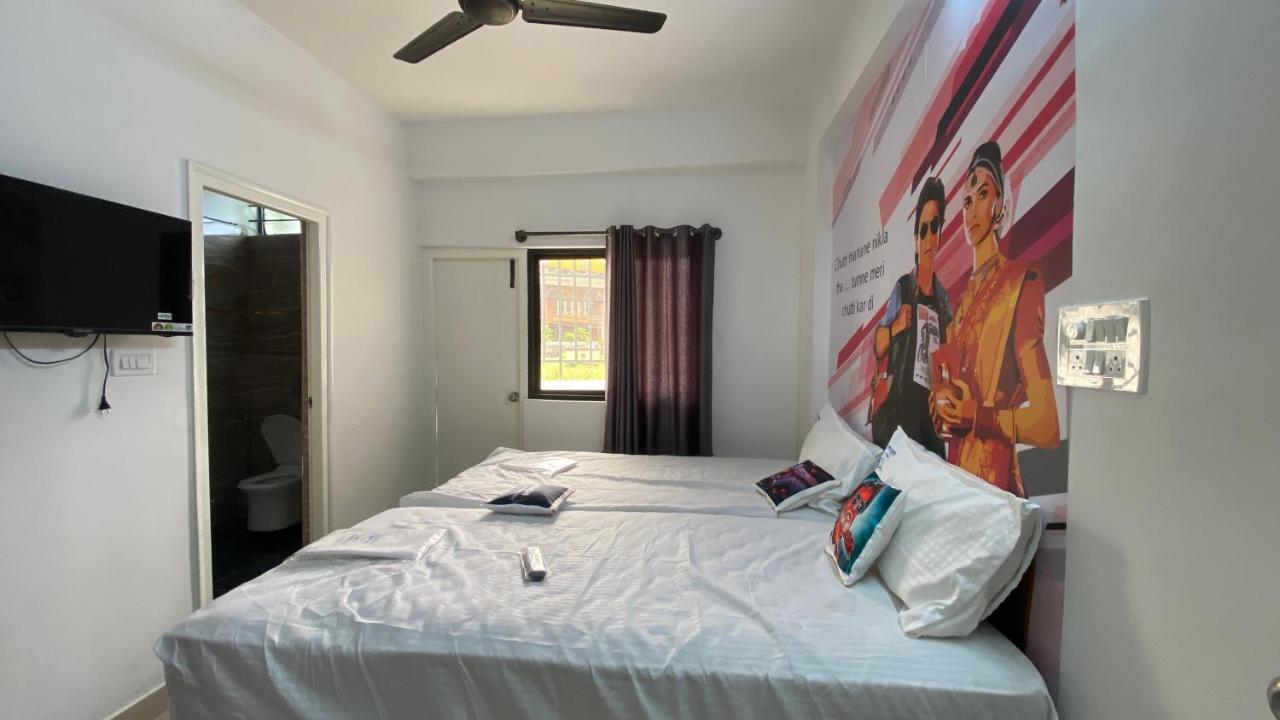 C Suites - Royal Homes II Short & Long Stays Bangalore Bagian luar foto